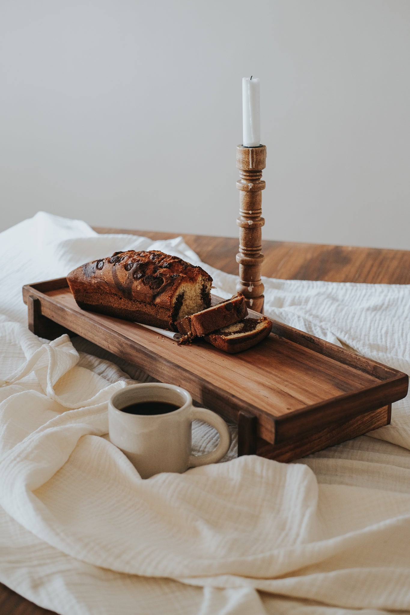 Mango tray stand